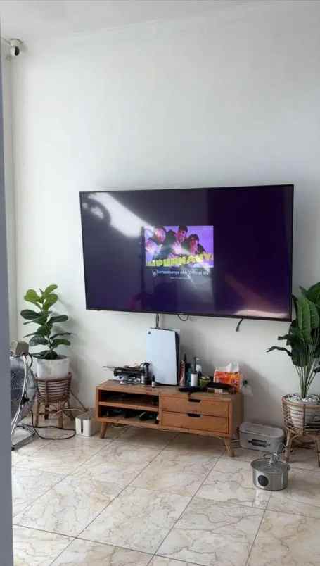 dijual rumah ciputat serua