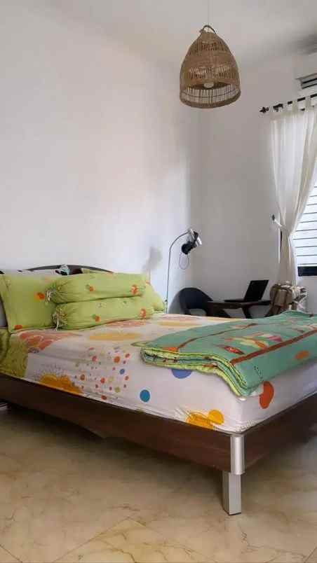 dijual rumah ciputat serua
