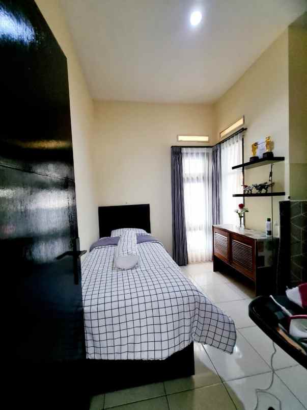 dijual rumah ciracas jakarta timur