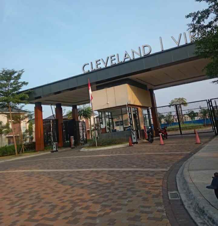 dijual rumah cleveland pik2