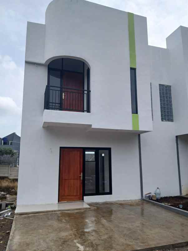 dijual rumah cluster kaisar jl palasari