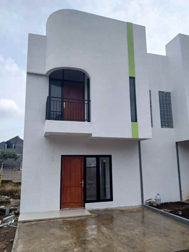 dijual rumah cluster kaisar jl palasari