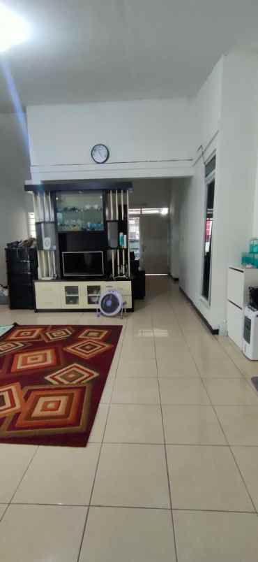 dijual rumah cluster kiara green residence