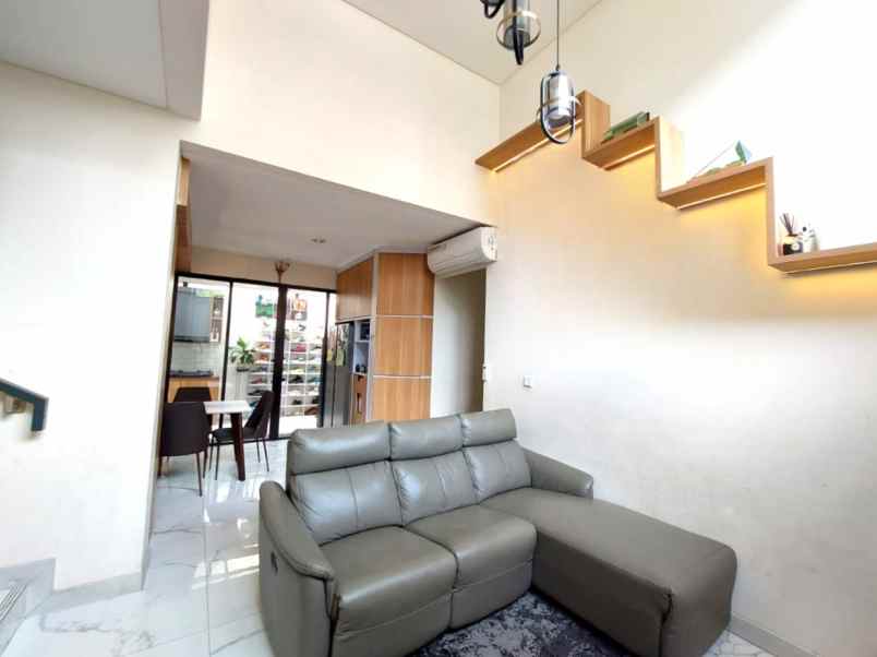 dijual rumah cluster matana asya jgc