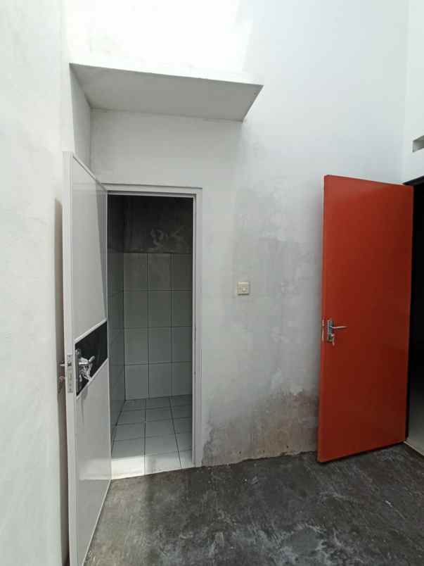 dijual rumah cluster minimalis cipayung depok