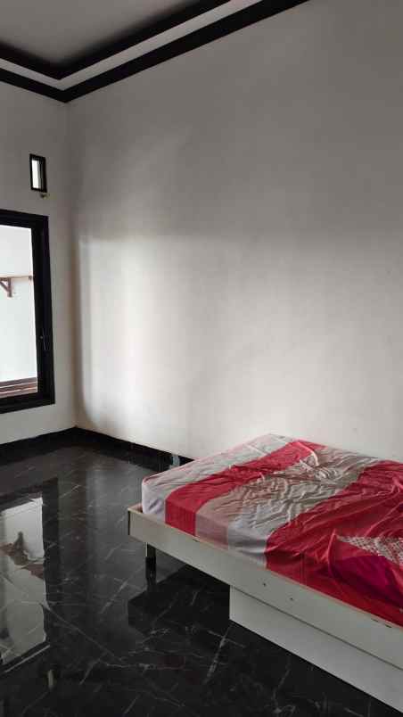 dijual rumah cluster spring fiesta