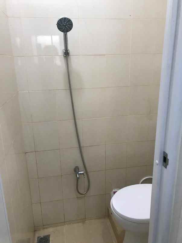 dijual rumah cluster summerland