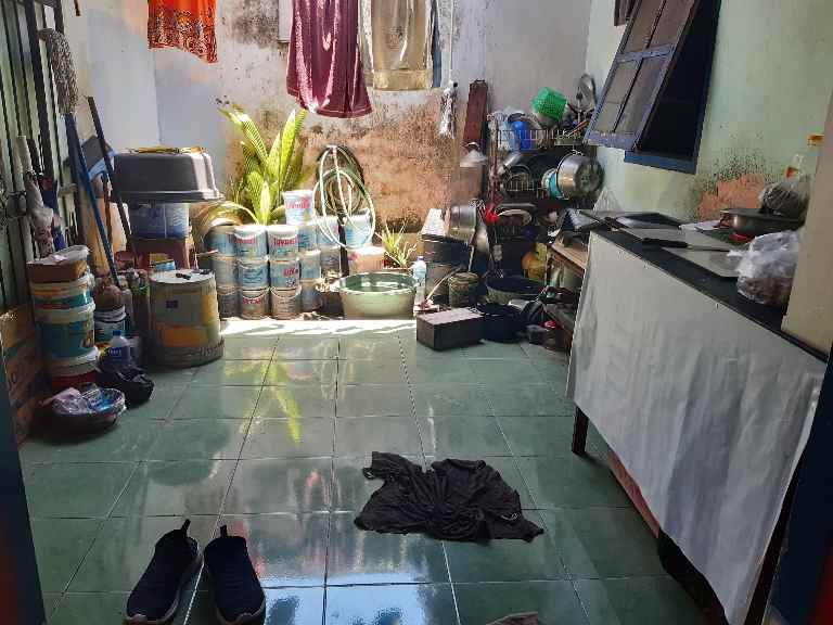 dijual rumah dan toko di dekat pasar sabtuan jember