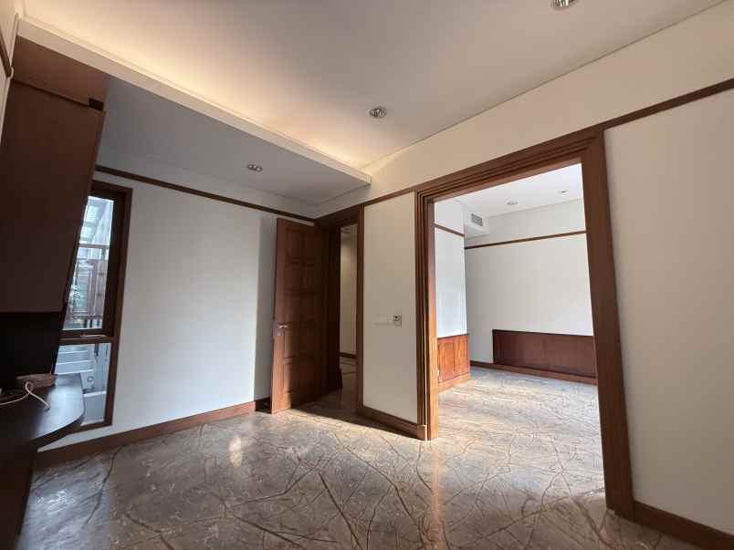 dijual rumah dekat ring satu di menteng jakarta pusat