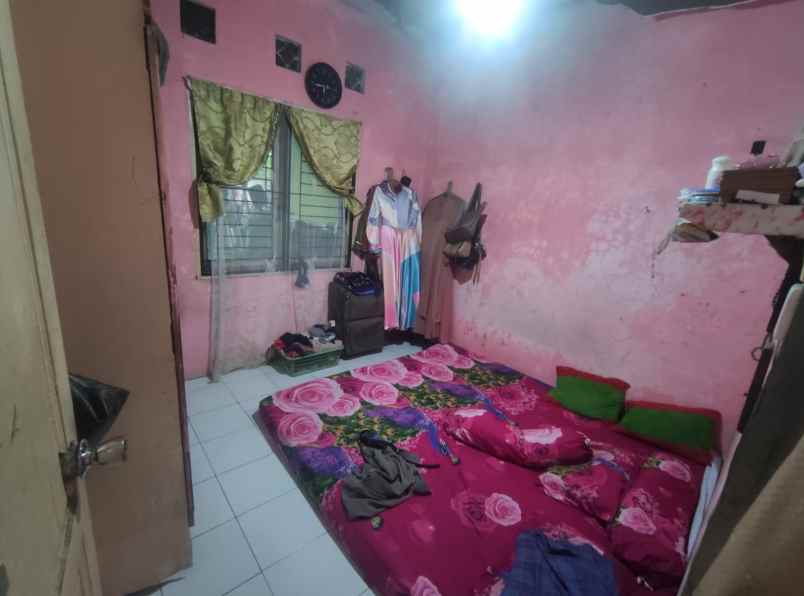 dijual rumah dengan 2 kamar
