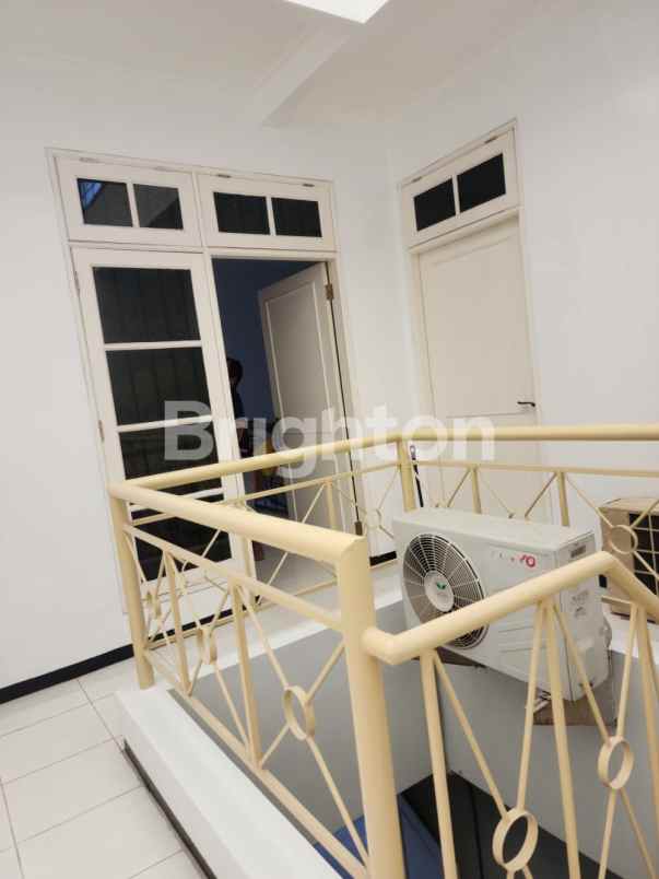 dijual rumah dharmahusada mas