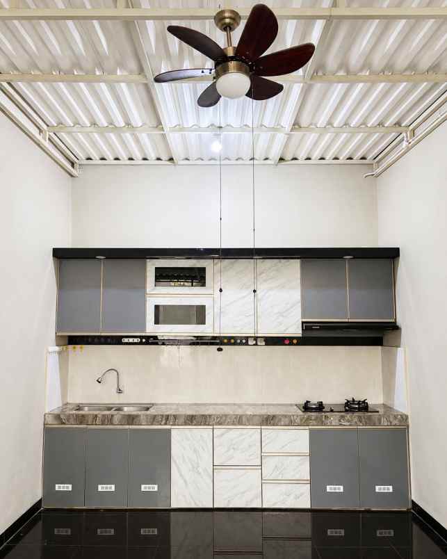 dijual rumah di belmore jalan pakel solo