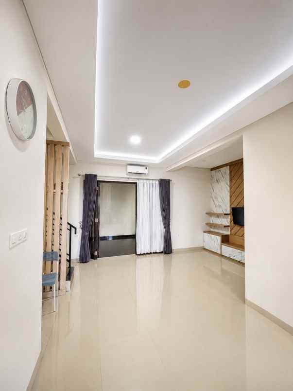 dijual rumah di belmore jalan pakel solo