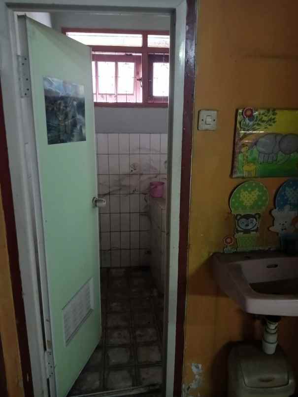 dijual rumah di daerah pulogebang permai