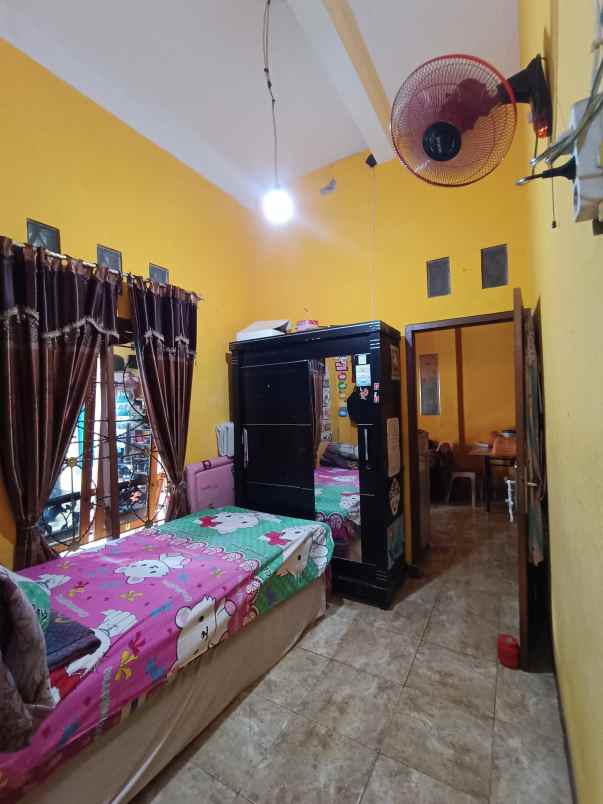 dijual rumah di dearah pondok ungu permai