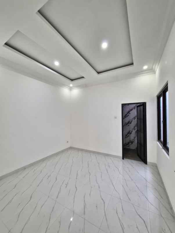 dijual rumah duren sawit jaktim