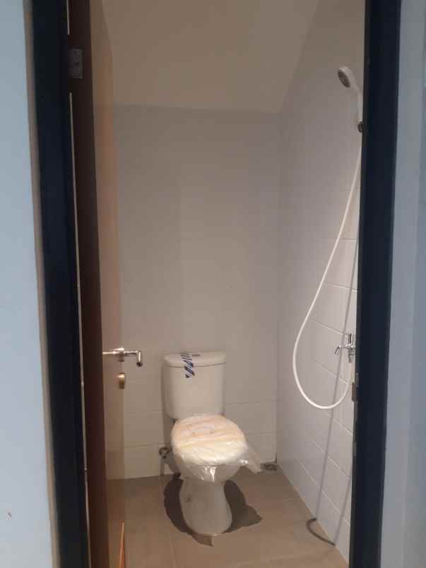 dijual rumah eonna bsd