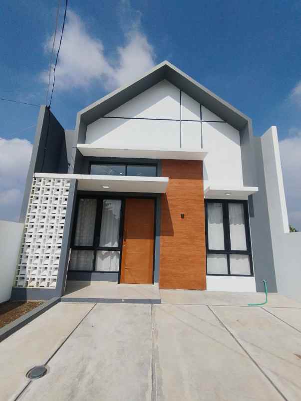 dijual rumah galumpit cileunyi bandung
