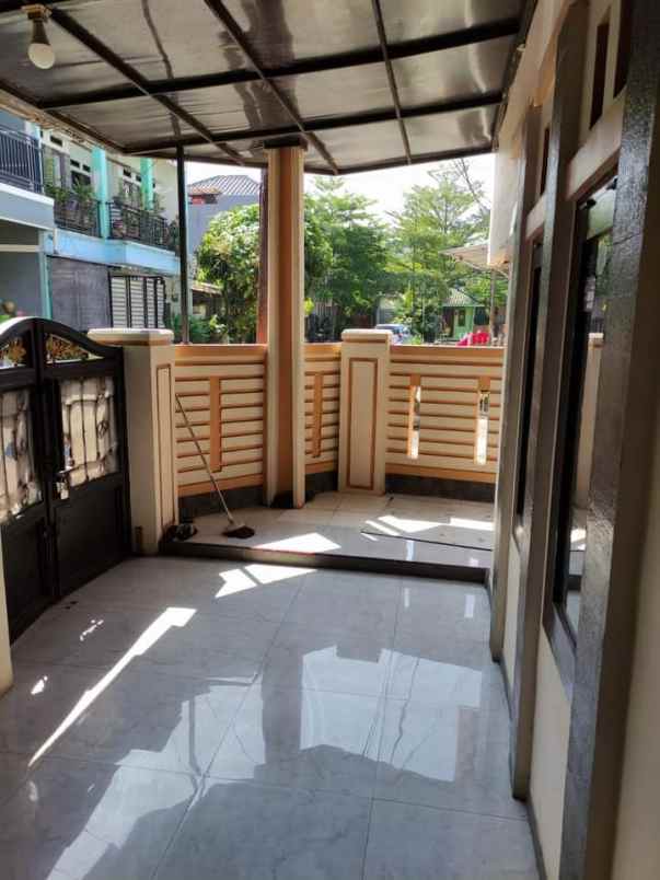 dijual rumah gempol sari