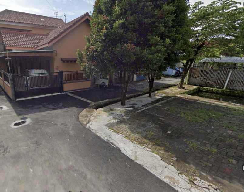 dijual rumah godean kabupaten sleman