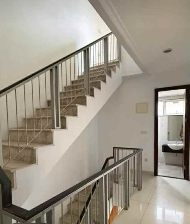 dijual rumah golf island pik