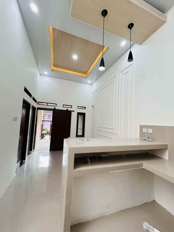 dijual rumah graha citalang permai