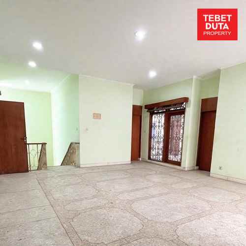 dijual rumah gudang peluru