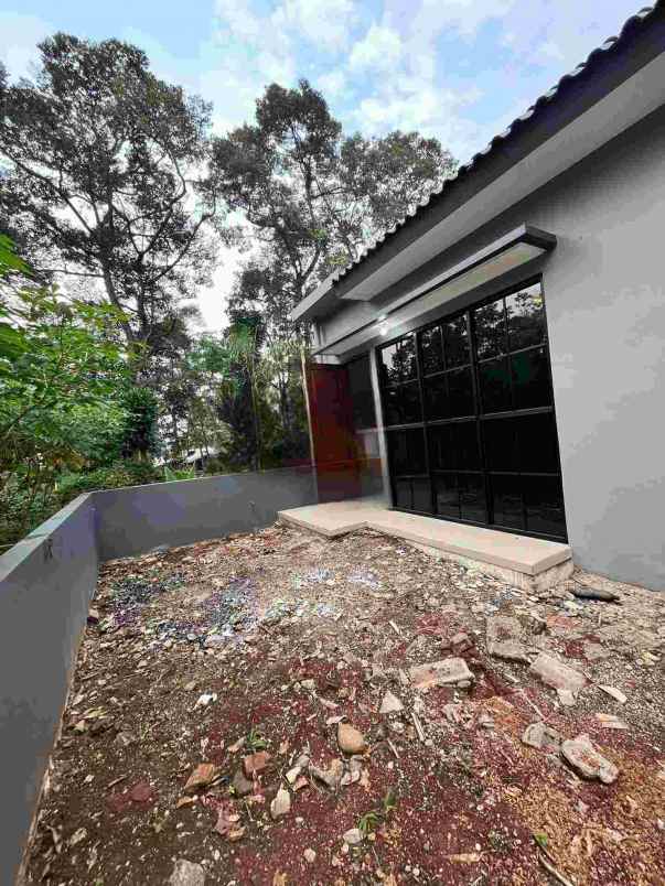 dijual rumah gunung pati