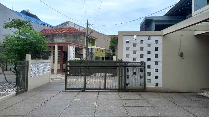 dijual rumah jalan bintara jaya bekasi