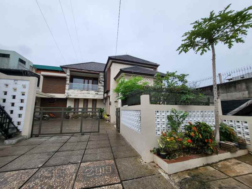dijual rumah jalan bintara jaya bekasi