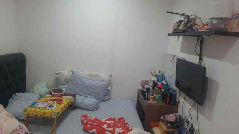 dijual rumah jalan bukit palma