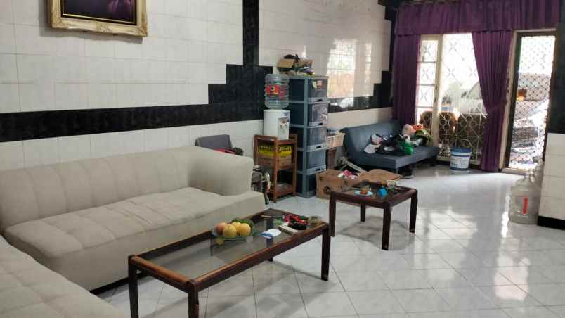 dijual rumah jalan darmo harapan indah