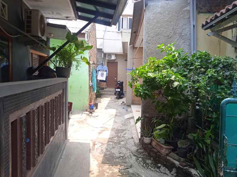 dijual rumah jalan kh ahmad dahlan gang
