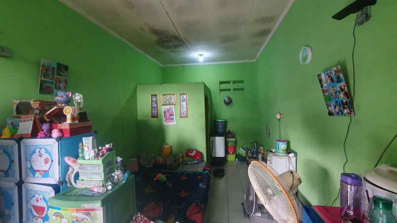 dijual rumah jalan panca warga cipinang