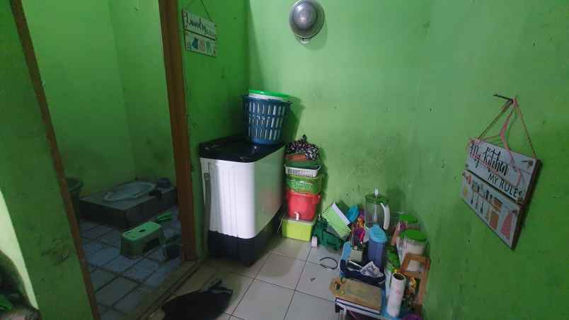 dijual rumah jalan panca warga cipinang