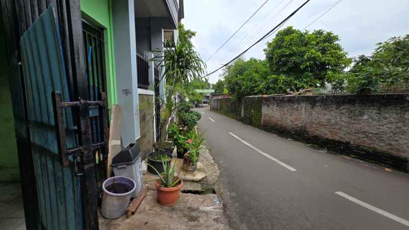 dijual rumah jalan panca warga cipinang