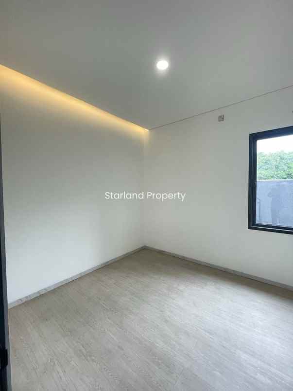 dijual rumah jalan raya cempaka putih