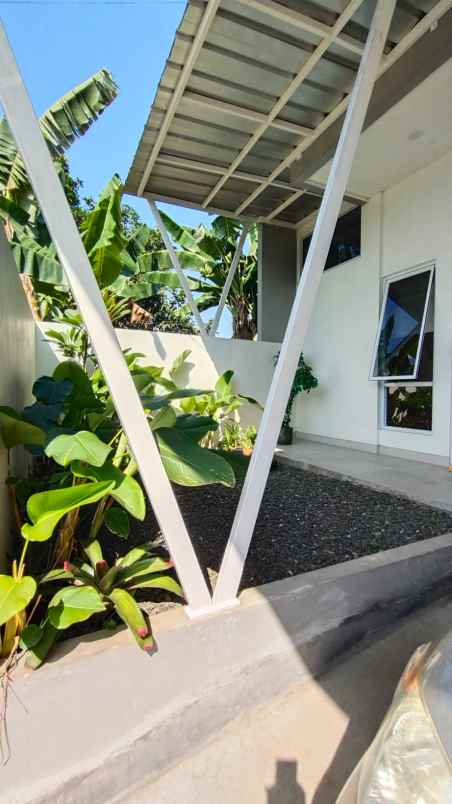 dijual rumah jalan raya ciater bsd serpong