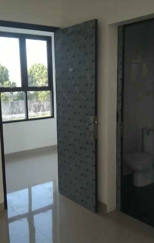 dijual rumah jalan raya mustika sari