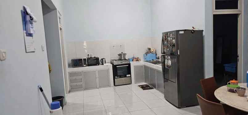 dijual rumah jalan rungkut mapan kec