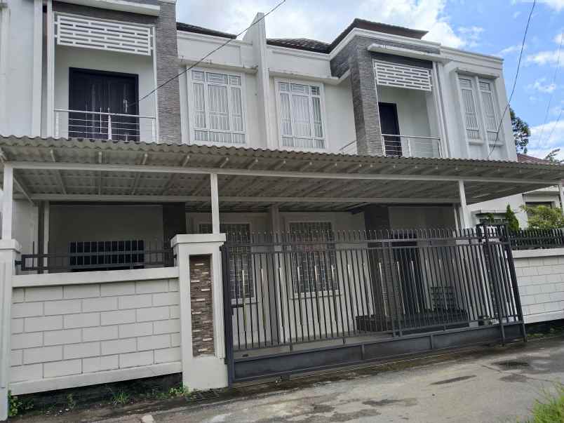 dijual rumah jalan sultan abdurahman
