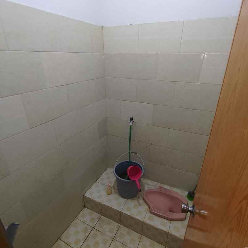 dijual rumah jalan tanjung pura