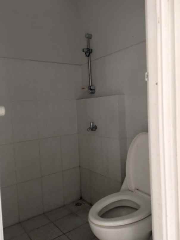 dijual rumah jambidan