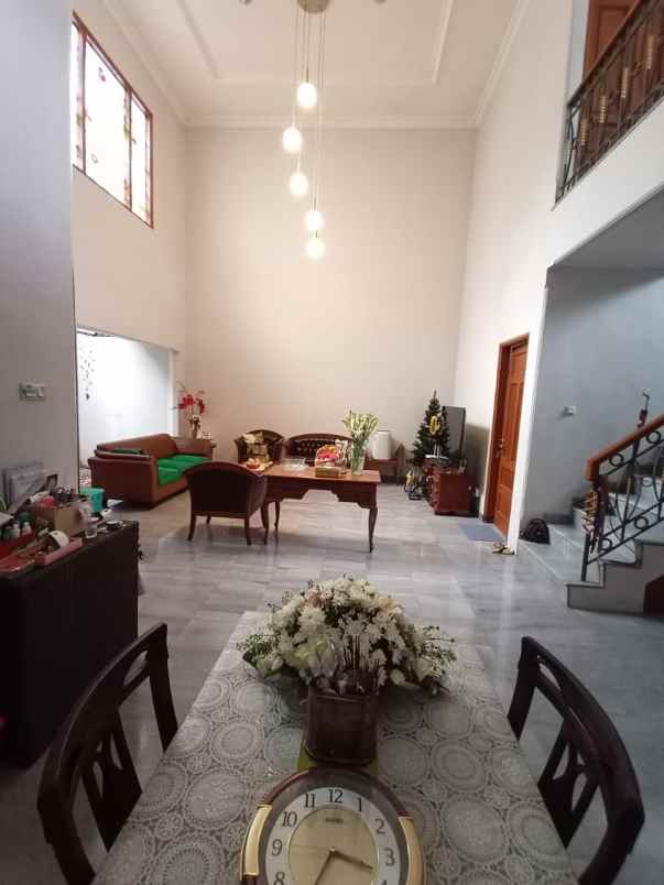dijual rumah jati padang pasar minggu