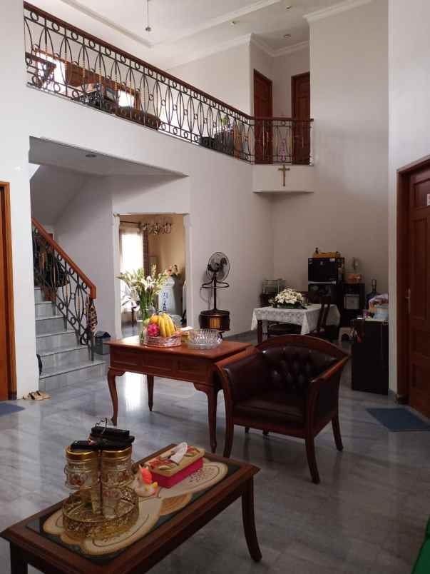 dijual rumah jati padang pasar minggu