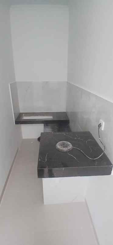 dijual rumah jatiwaringin