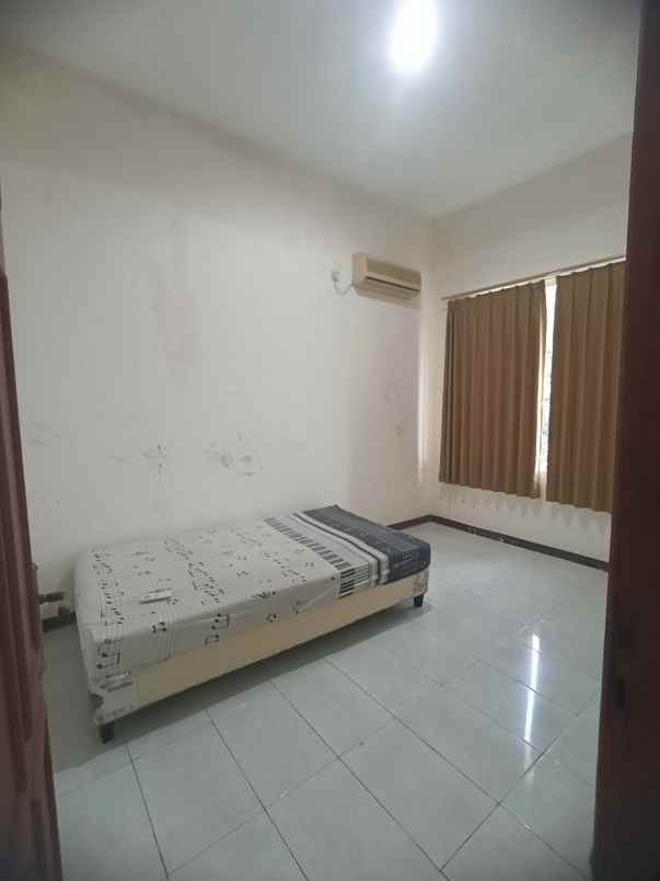 dijual rumah jemursari