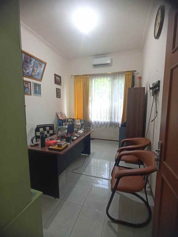 dijual rumah jemursari