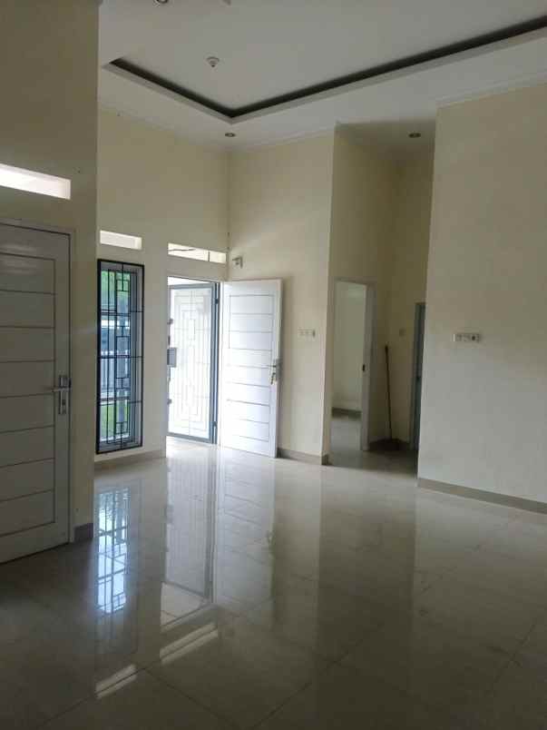 dijual rumah jl air dingin