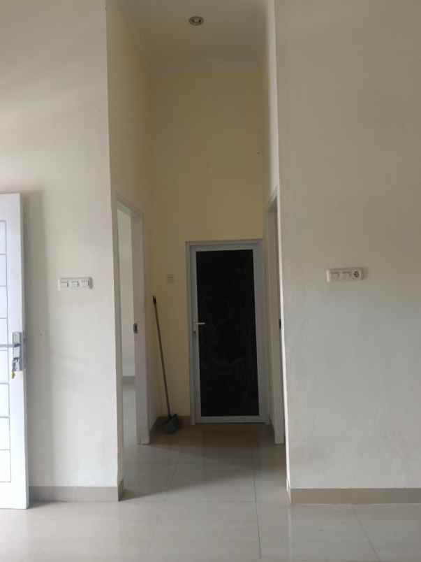 dijual rumah jl air dingin